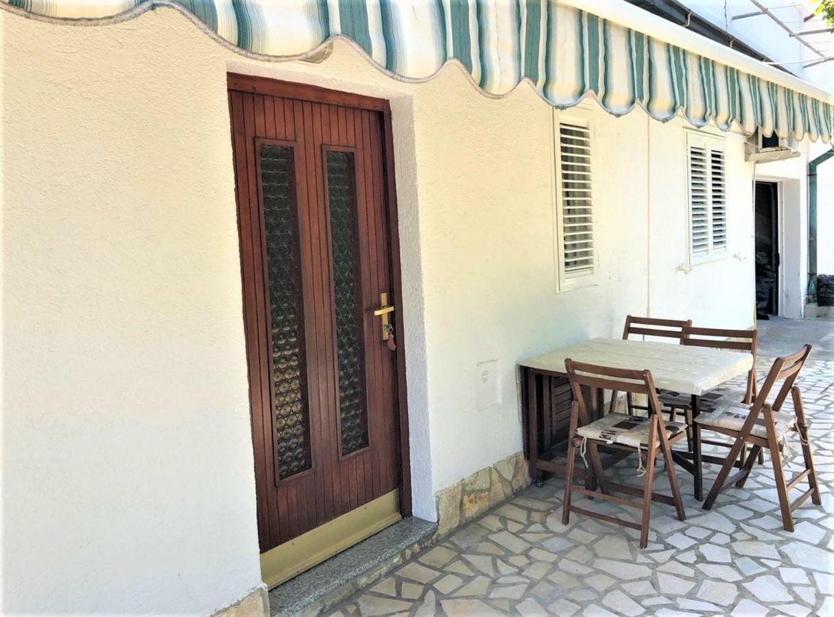 Apartments With Boat Mooring Marija Supetarska Draga Ngoại thất bức ảnh